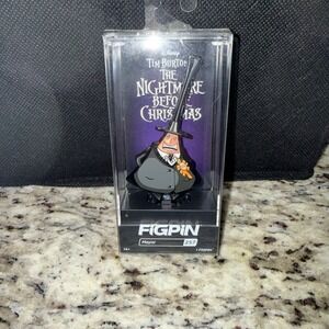 FiGPiN NEW * Mayor * #257 Nightmare Before Christmas 3-Inch Enamel Pin Box A
